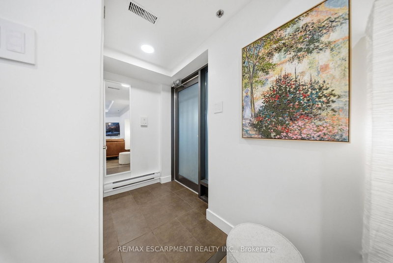 TH1 - 127 Queen St E, Toronto, M5C 1S3 | Image 3