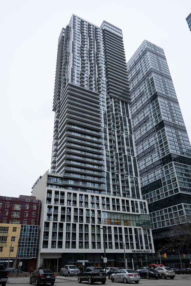 1603 - 251 Jarvis Street