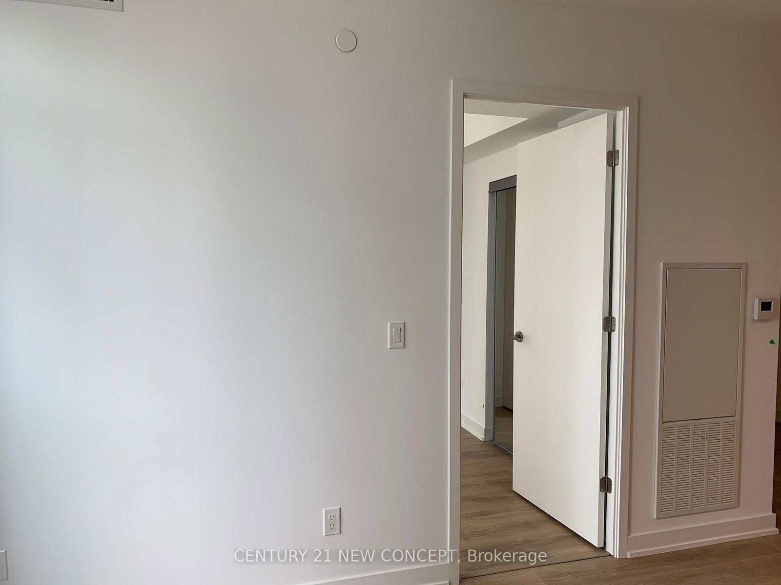 501 Yonge Street, Unit 1603 - Photo 11