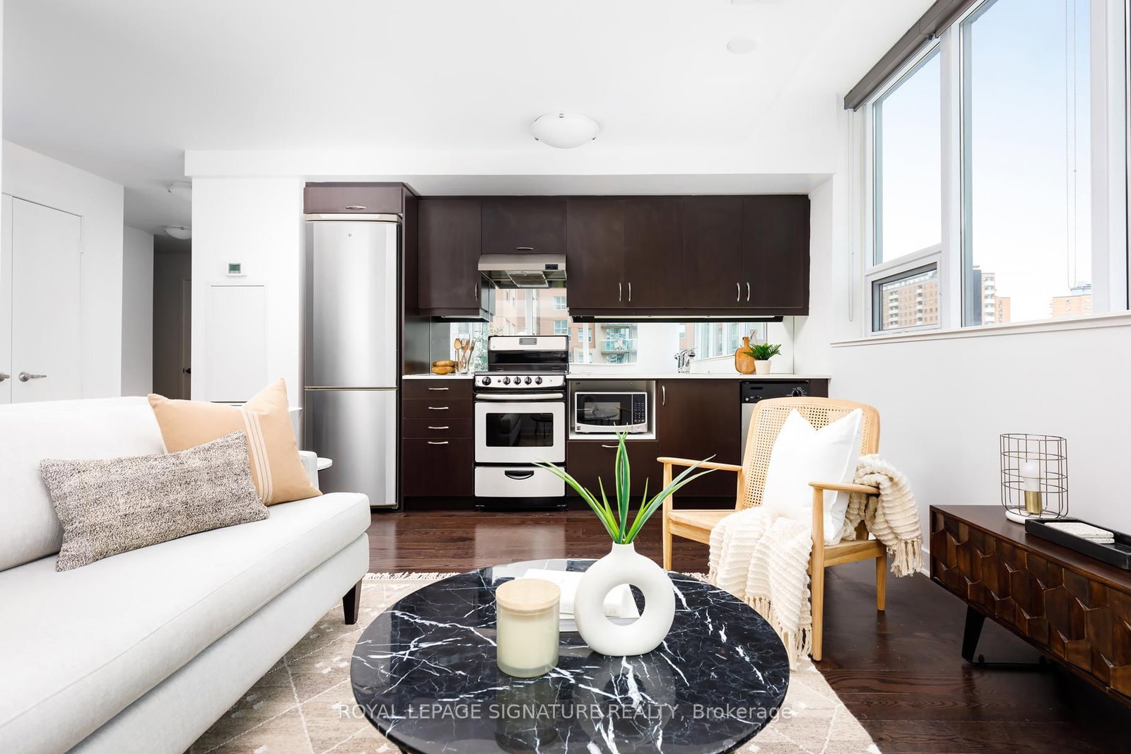 320 Richmond Street E, Unit 603 - Photo 9