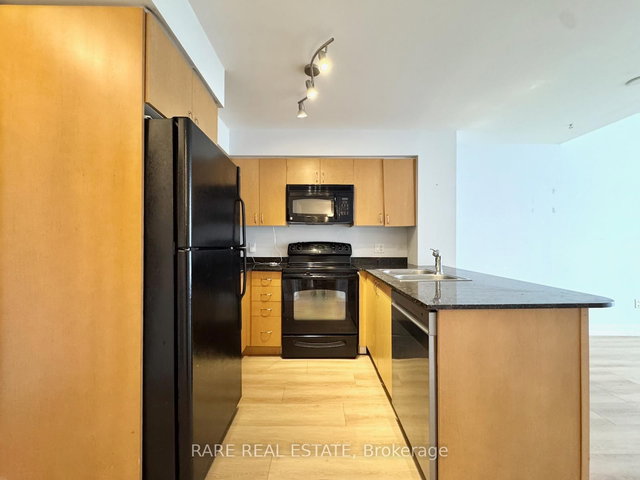 3304 - 2191 Yonge Street