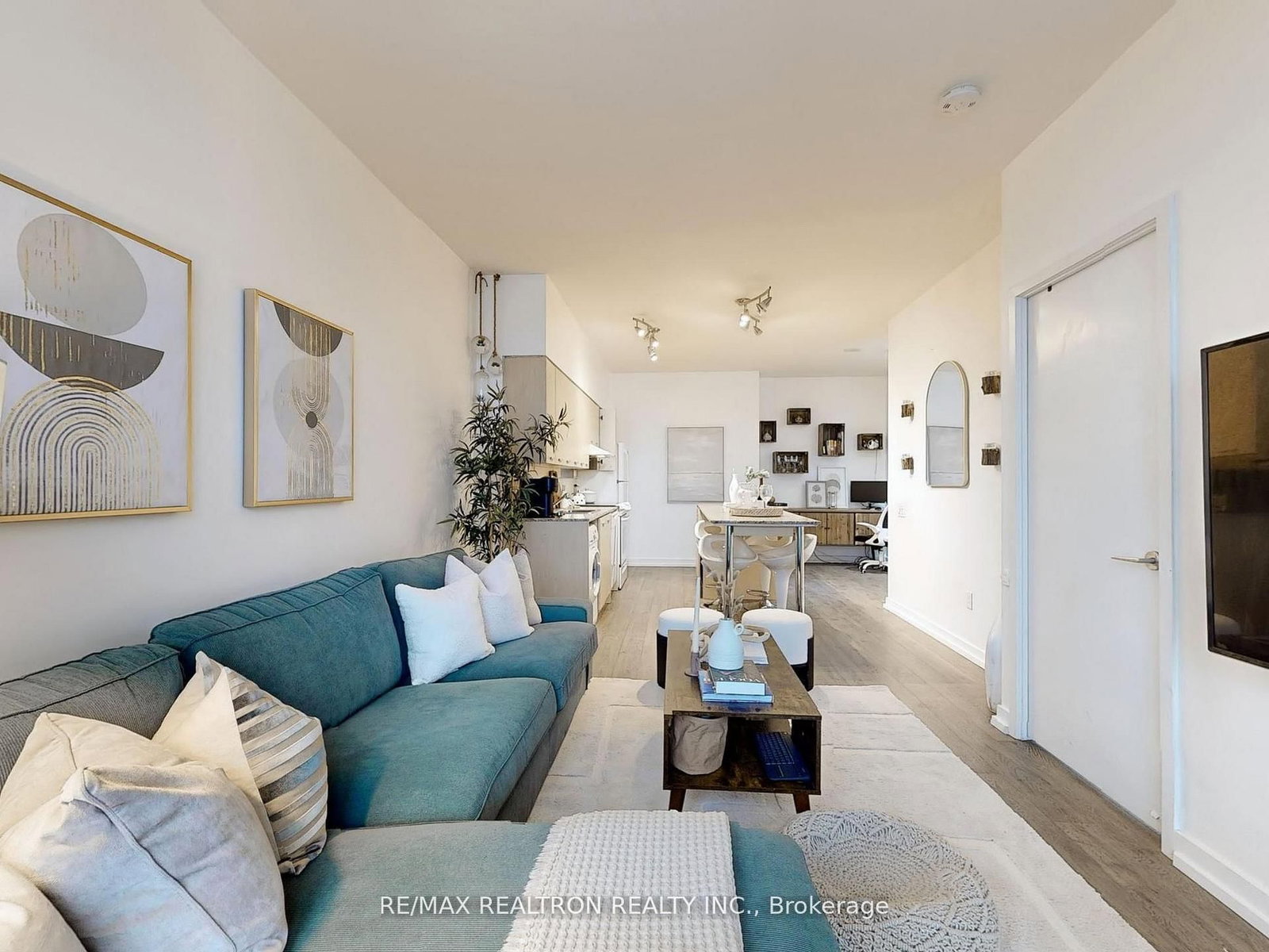 29 Singer Court, Unit Ph07 - Photo 8