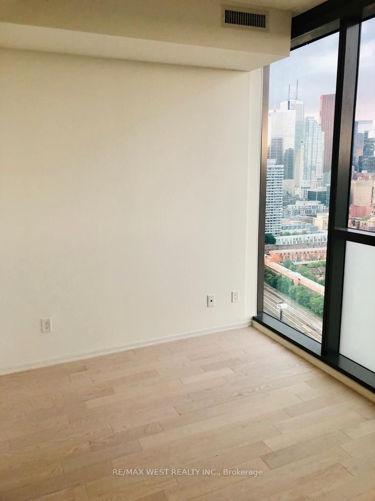 16 Bonnycastle Street, Unit 3203 - Photo 8