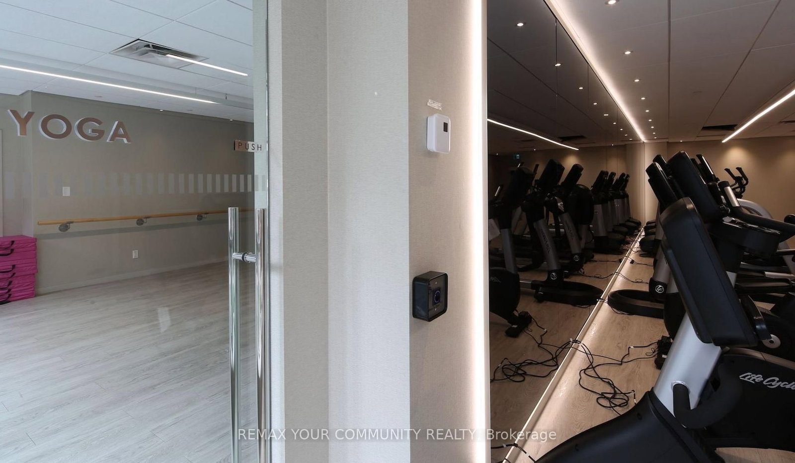 1001 Bay Street, Unit 3201 - Photo 21