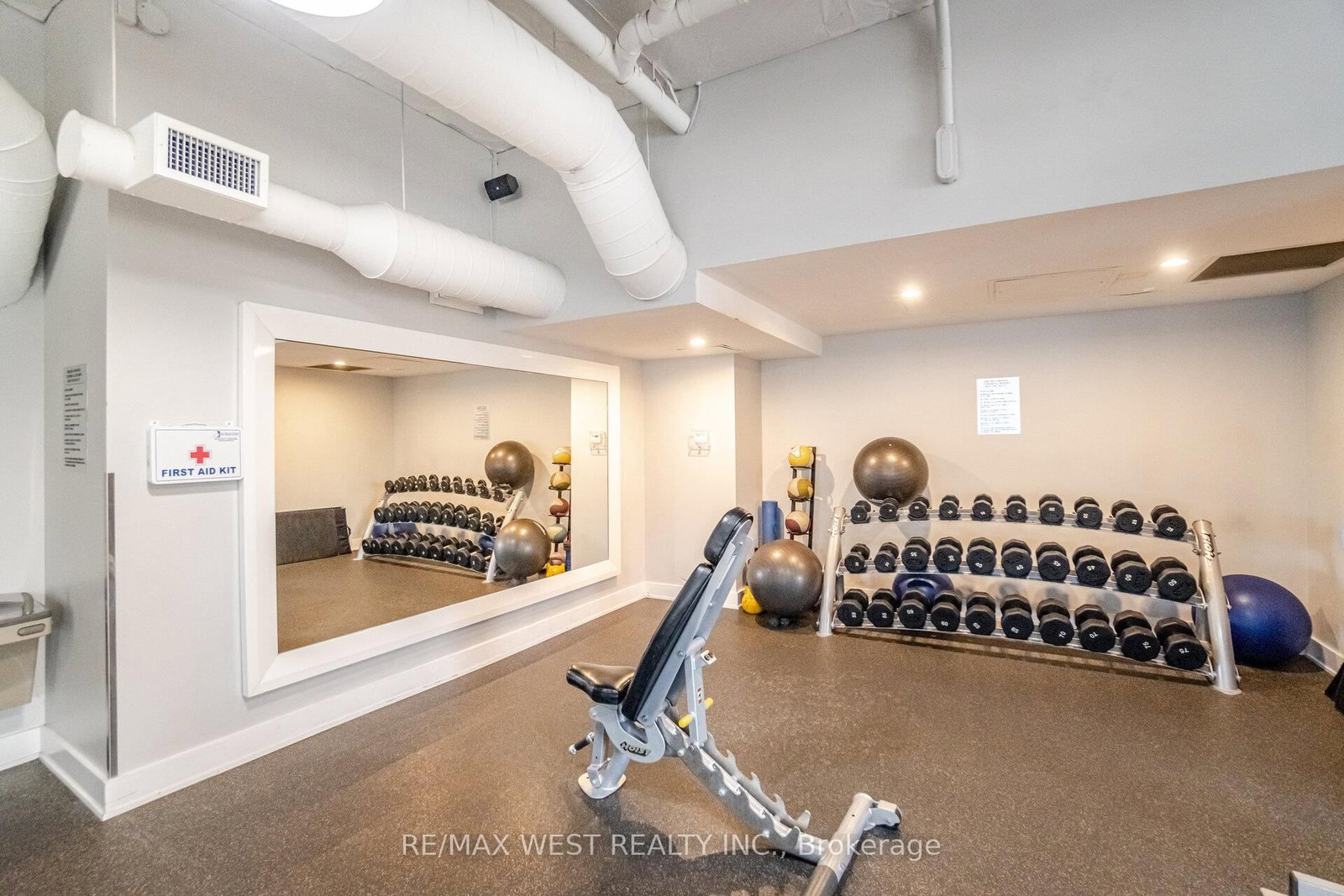 169 Fort York Boulevard, Unit 715 - Photo 30