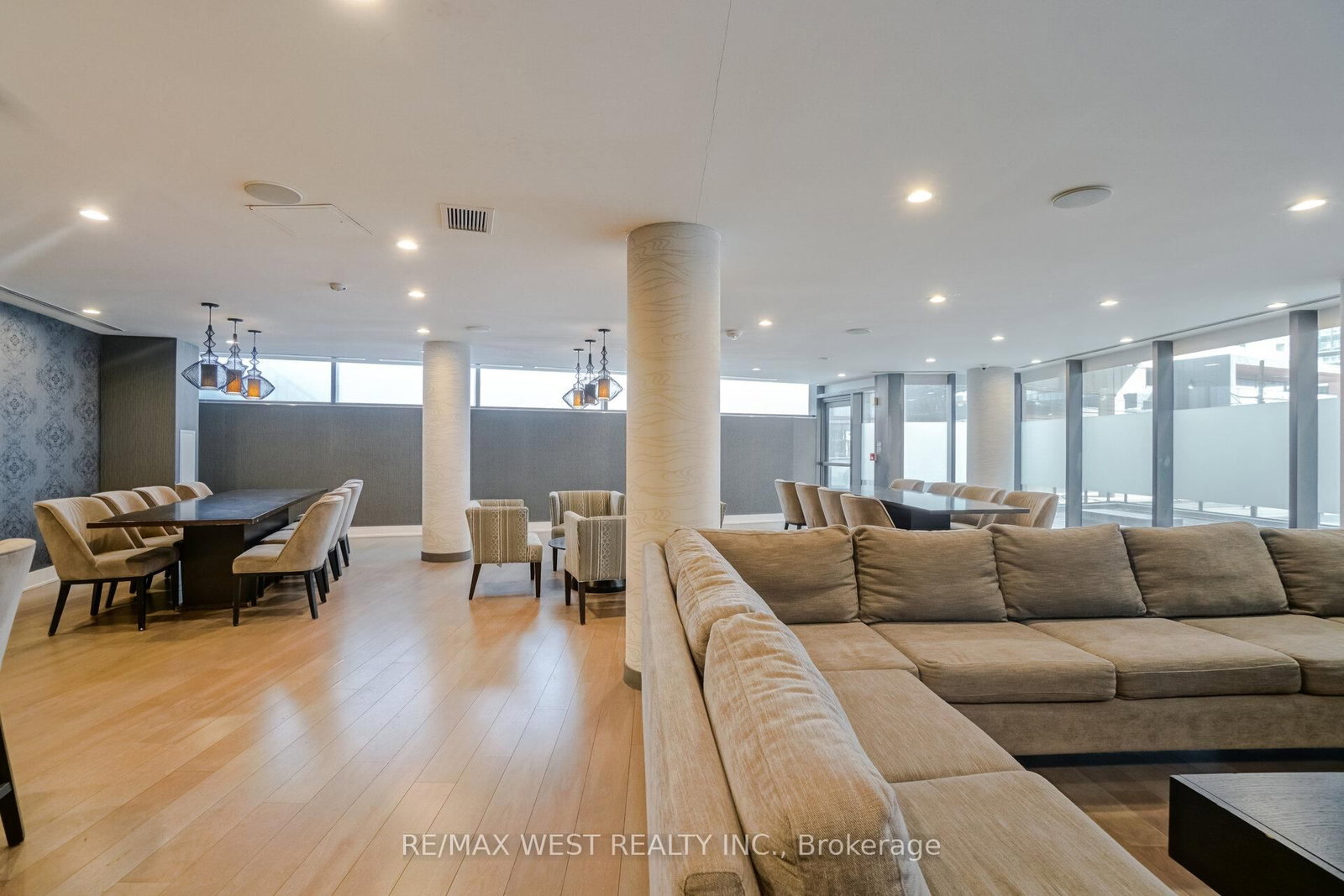 169 Fort York Boulevard, Unit 715 - Photo 39