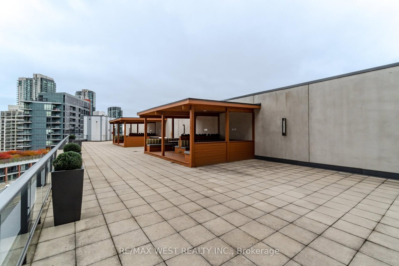 169 Fort York Boulevard, Unit 715 - Photo 41
