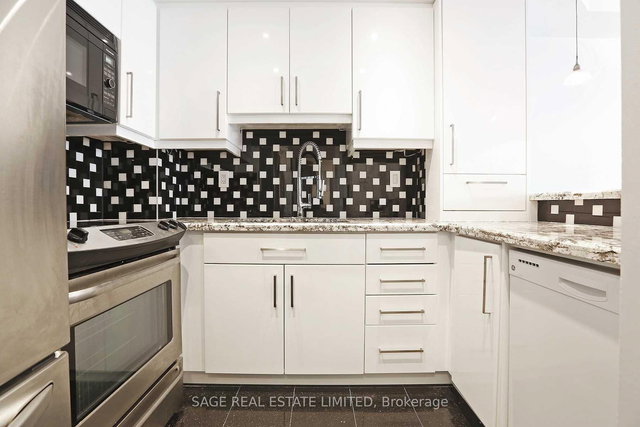 705 - 7 Broadway Avenue