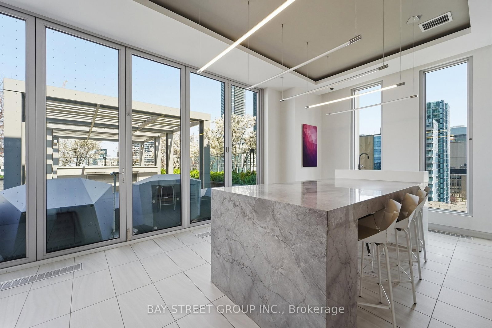 50 McCaul Street, Unit 915 - Photo 25