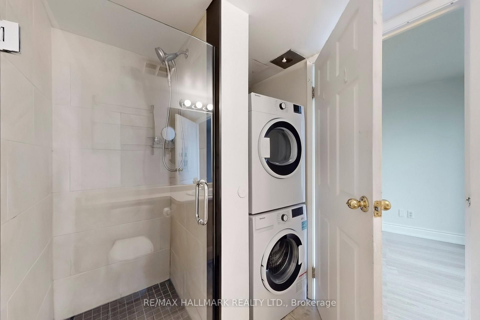 650 Queens Quay W, Unit 1121 - Photo 21