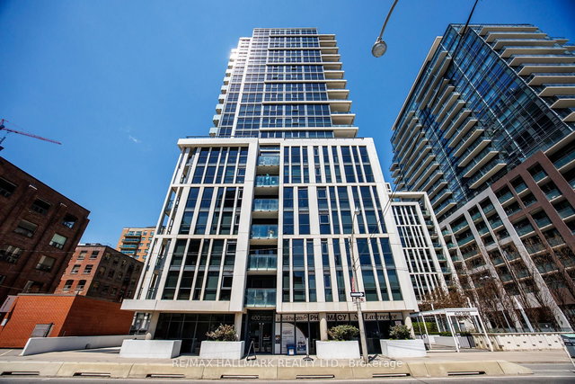 502 - 400 Adelaide Street E