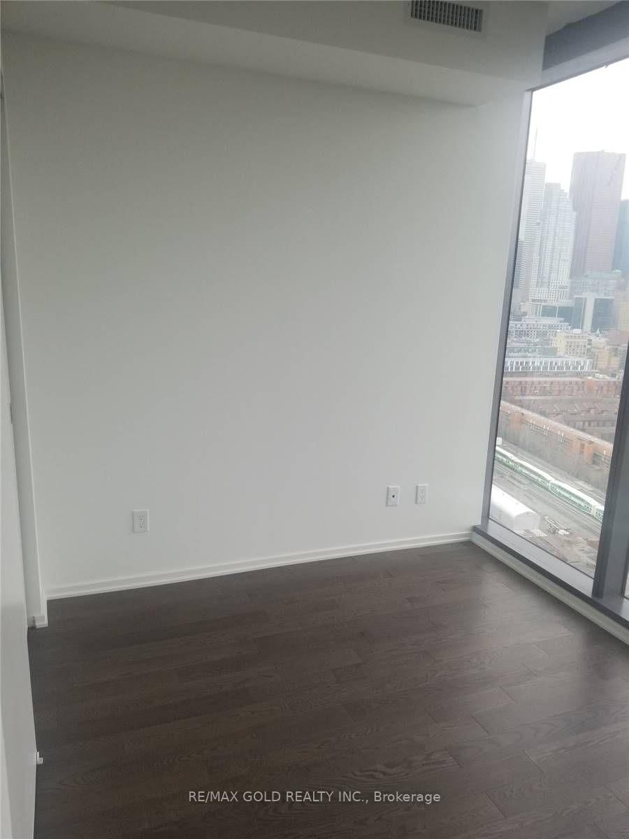 16 Bonnycastle Street, Unit 2303 - Photo 2