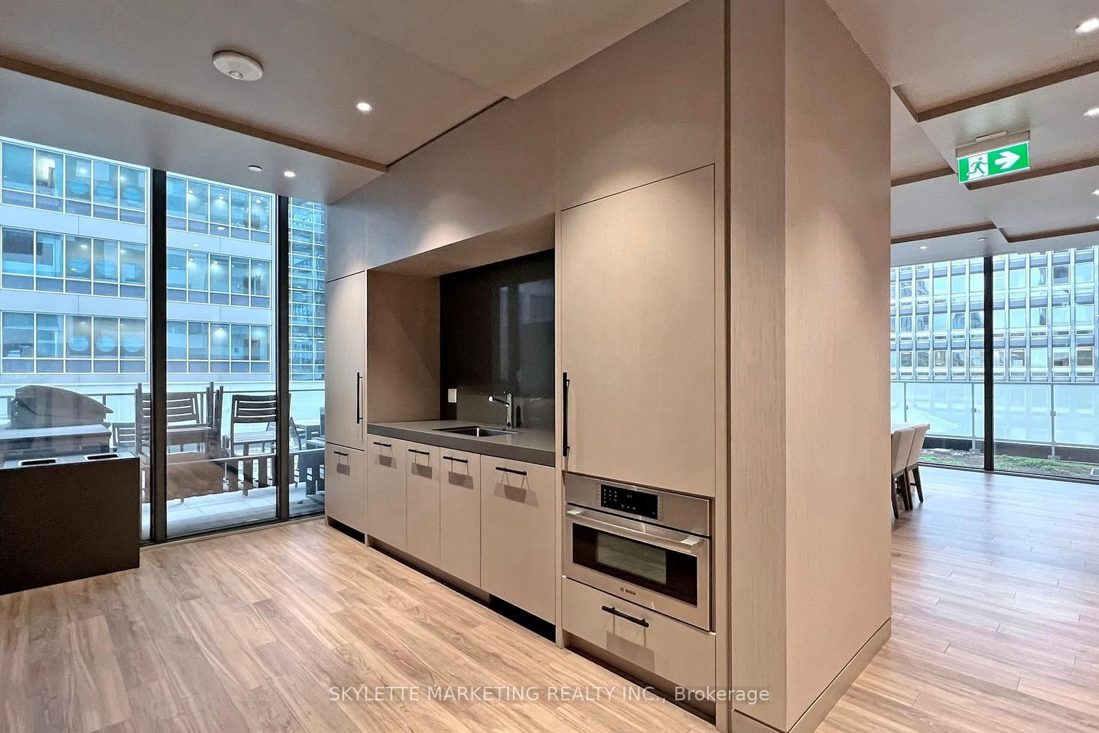 25 Richmond Street E, Unit 2412 - Photo 27