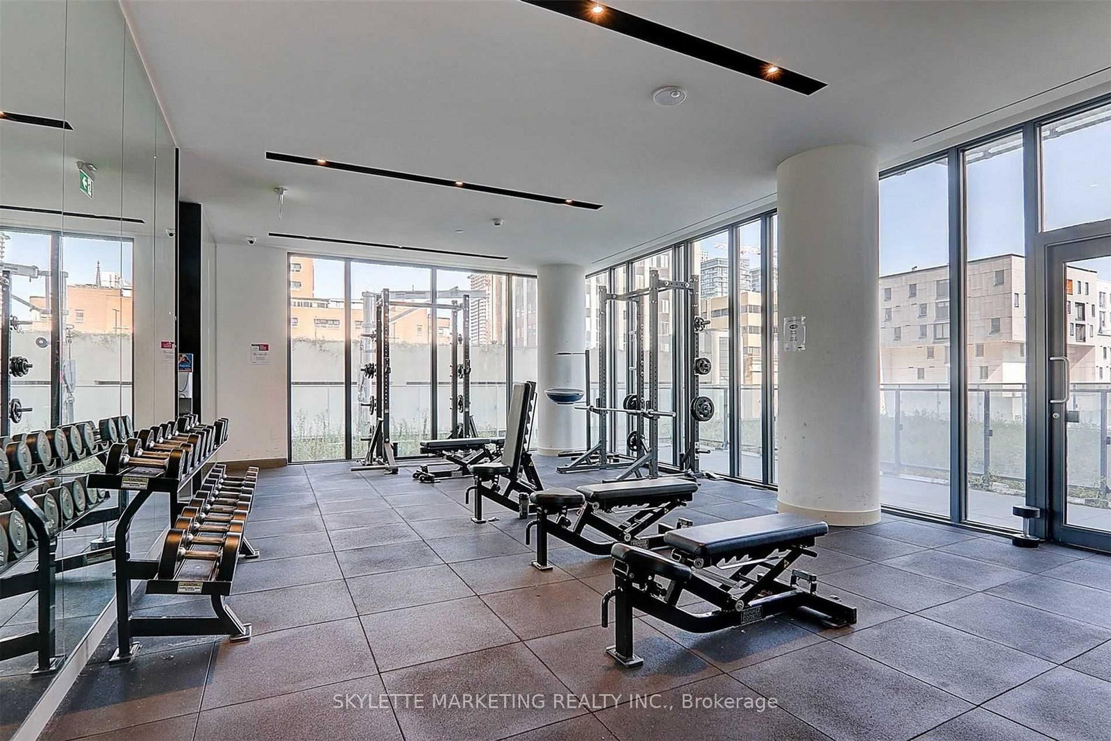 25 Richmond Street E, Unit 2412 - Photo 33