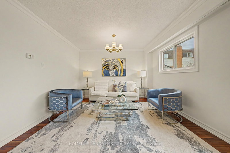 275 Goldenwood Rd, Toronto, M2M 4A7 | Image 2