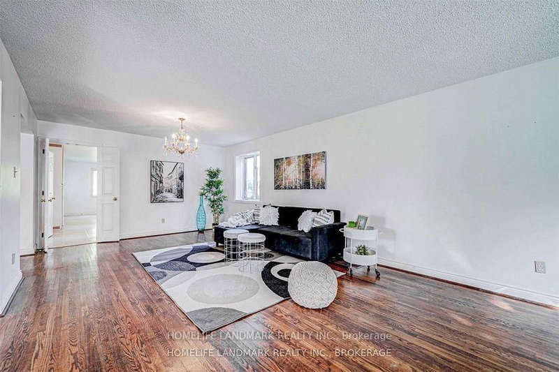 44 Frontenac Ave, Toronto, M5N 1Z7 | Image 3
