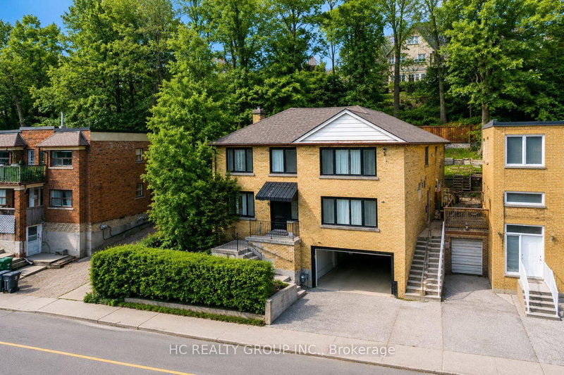 840 Davenport Rd, Toronto, M6G 2B6 | Image 3