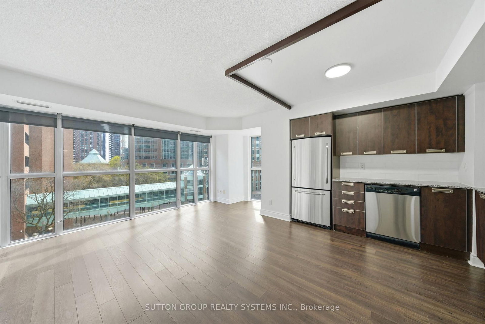 28 Ted Rogers Way, Unit 512