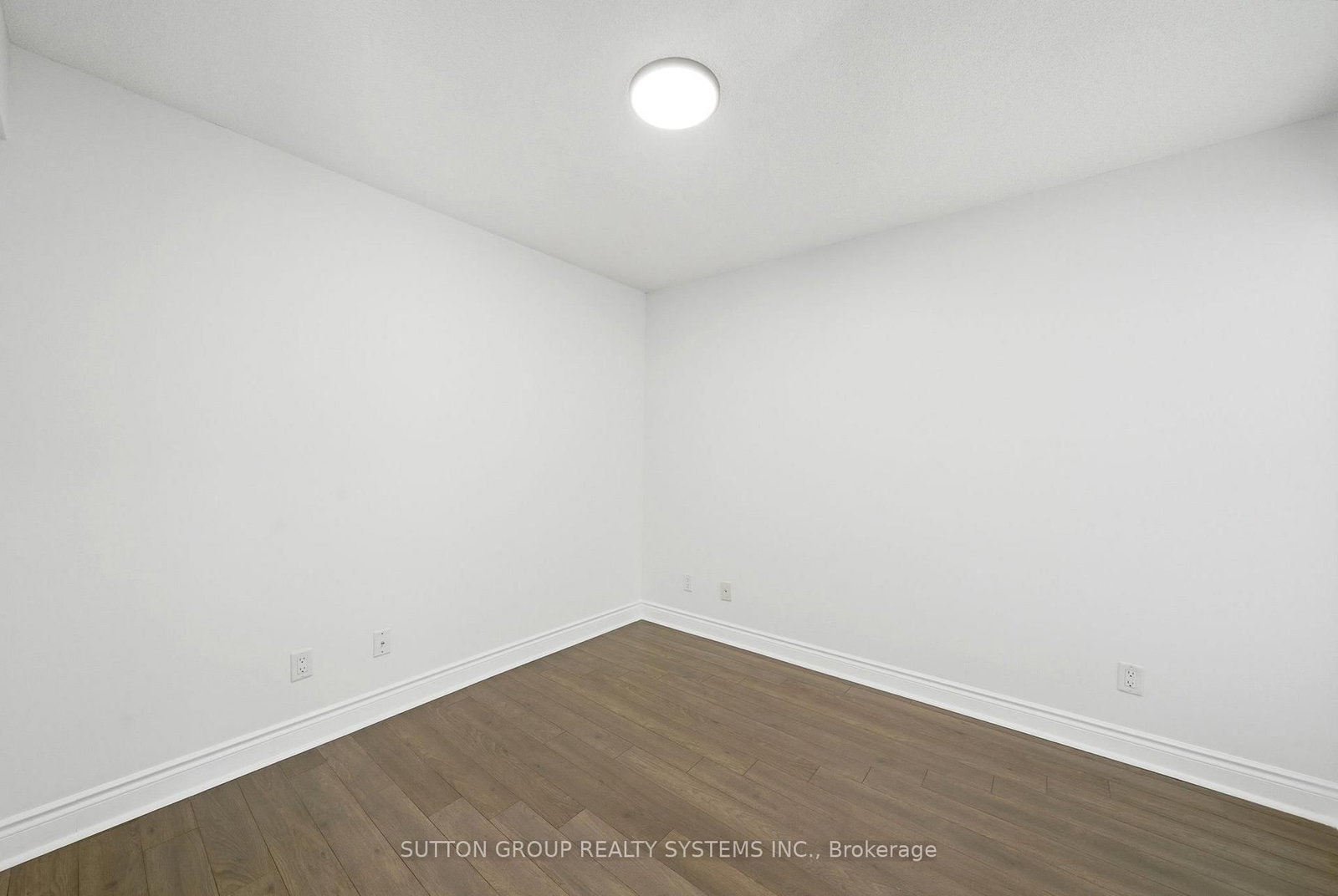 28 Ted Rogers Way, Unit 512 - Photo 14