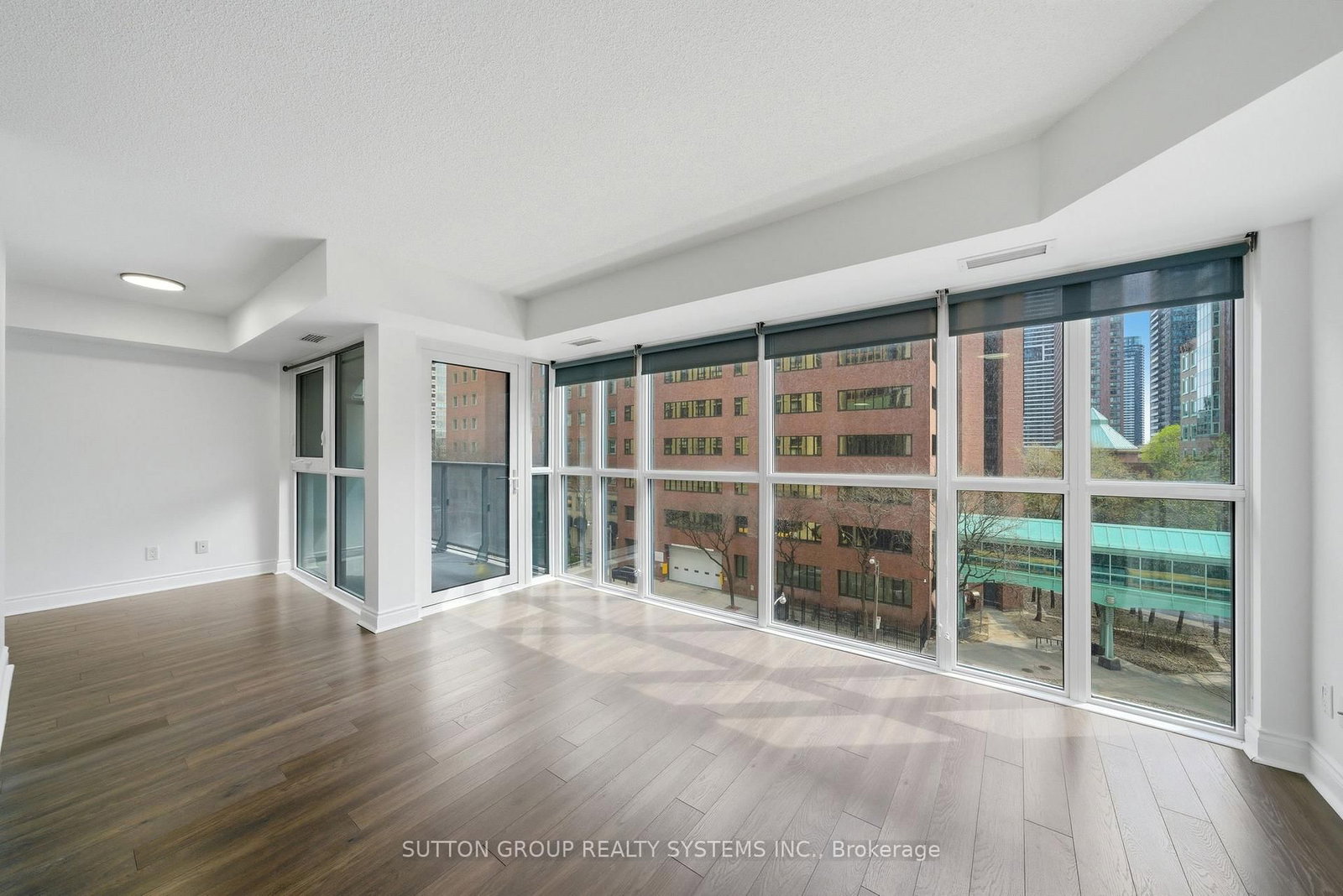 28 Ted Rogers Way, Unit 512 - Photo 17