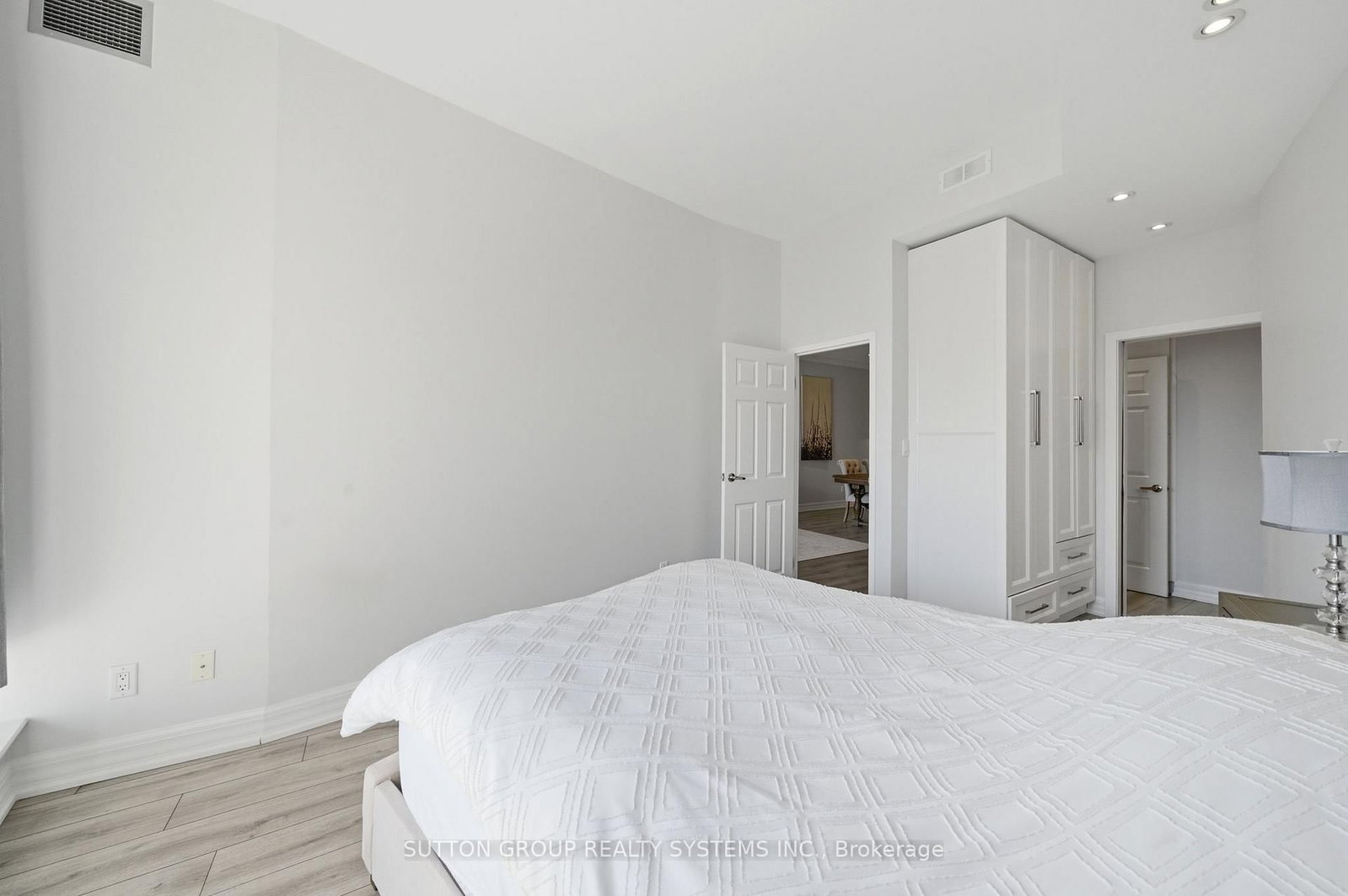 Condo sold at 3015-25 The Esplanade, Toronto, Ontario, M5E 1W5 - Waterfront Communities C8 - MLS: C13088198