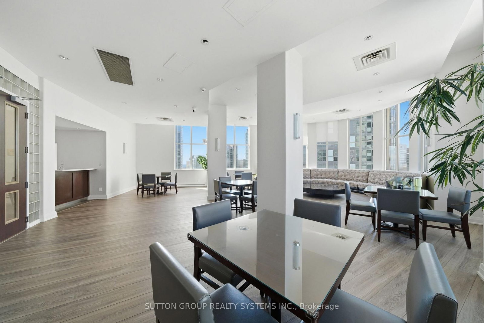 Condo sold at 3015-25 The Esplanade, Toronto, Ontario, M5E 1W5 - Waterfront Communities C8 - MLS: C13088198