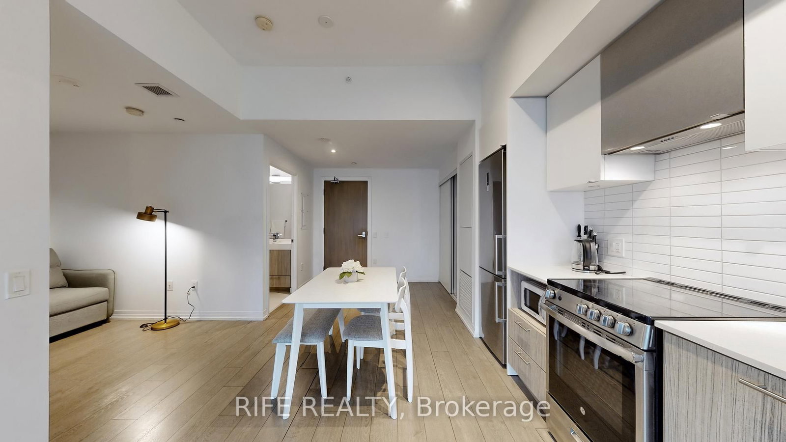 251 Jarvis Street, Unit 830 - Photo 14