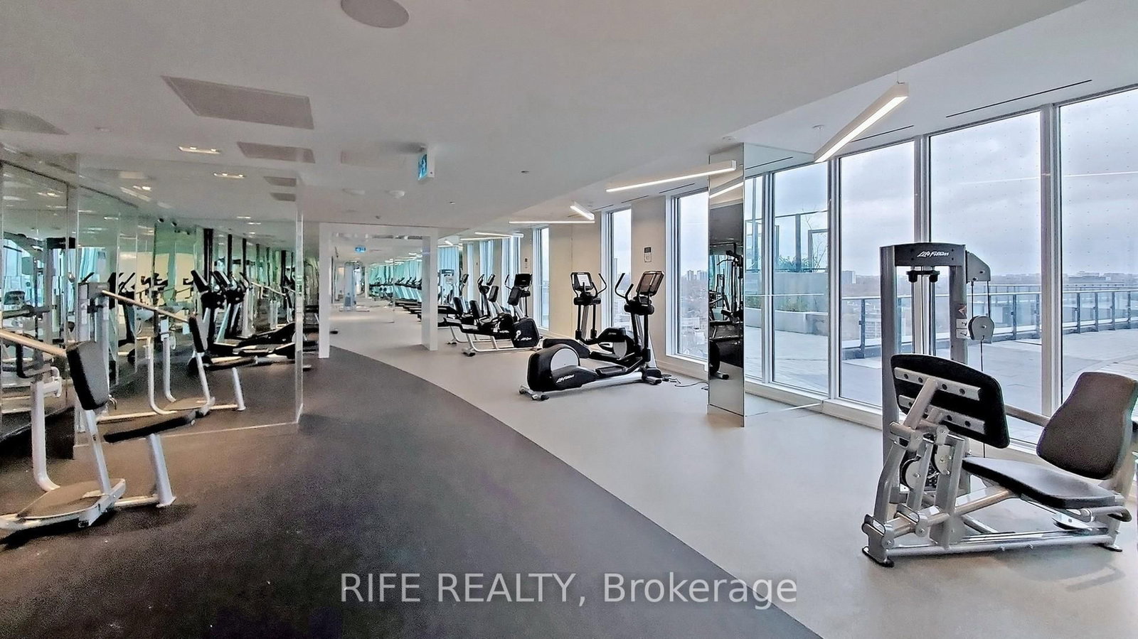 251 Jarvis Street, Unit 830 - Photo 46