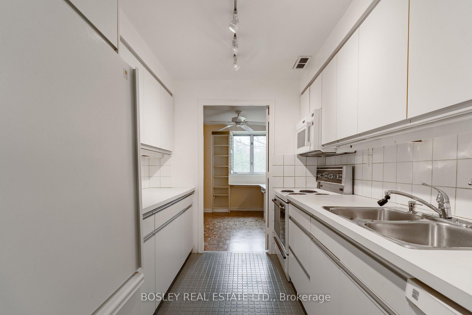 120 Rosedale Valley Road, Unit 505 - Photo 14