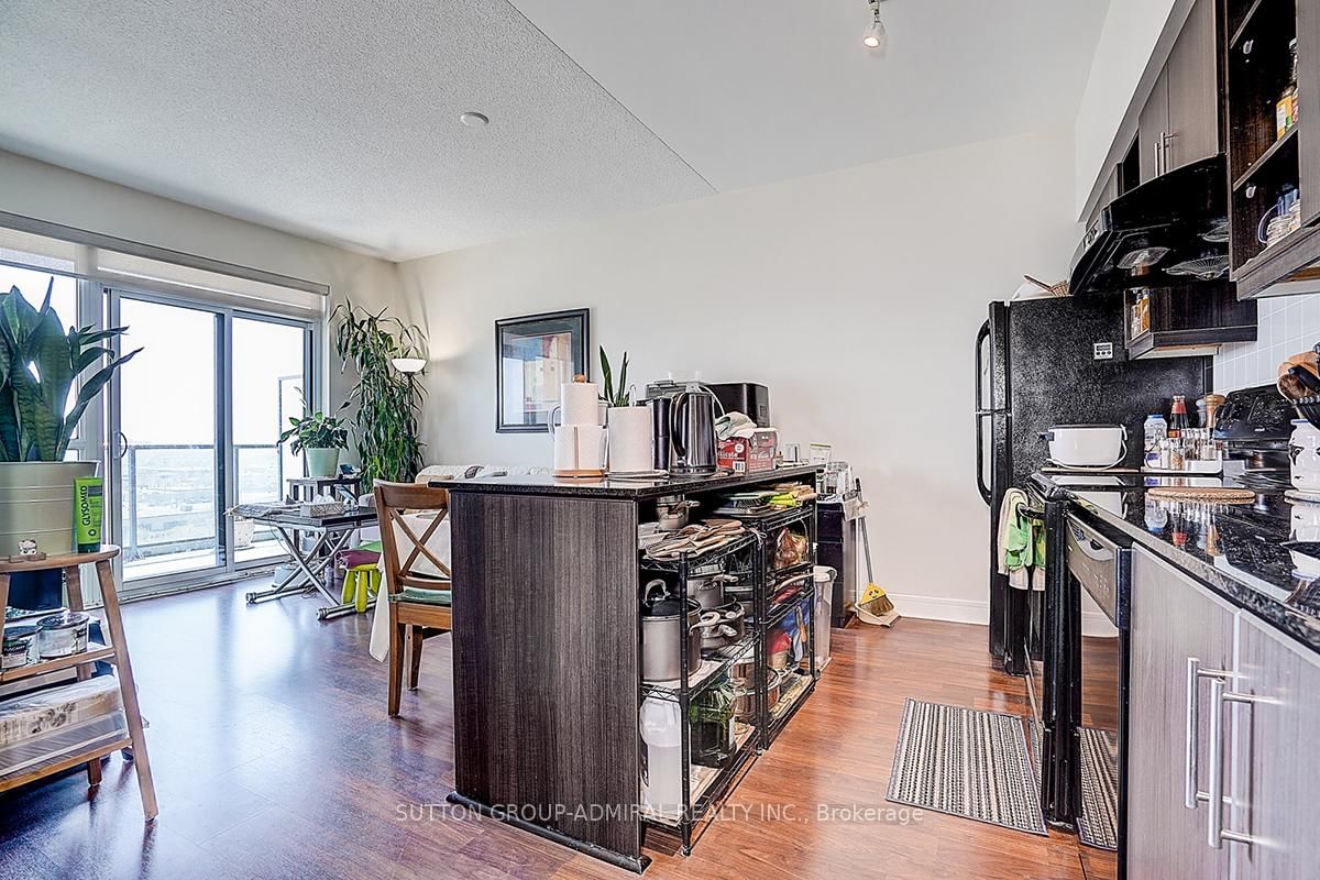 35 Brian Peck Crescent, Unit 1413 - Photo 11