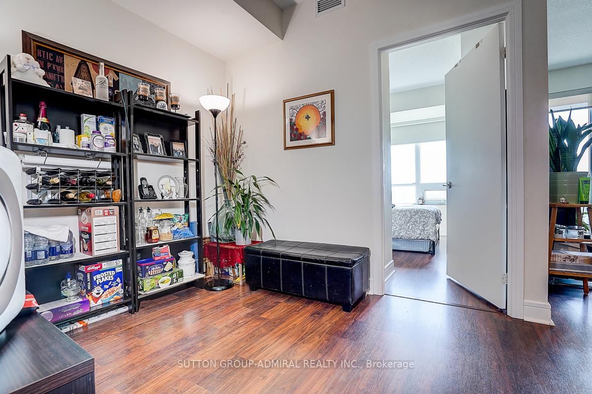 35 Brian Peck Crescent, Unit 1413 - Photo 18