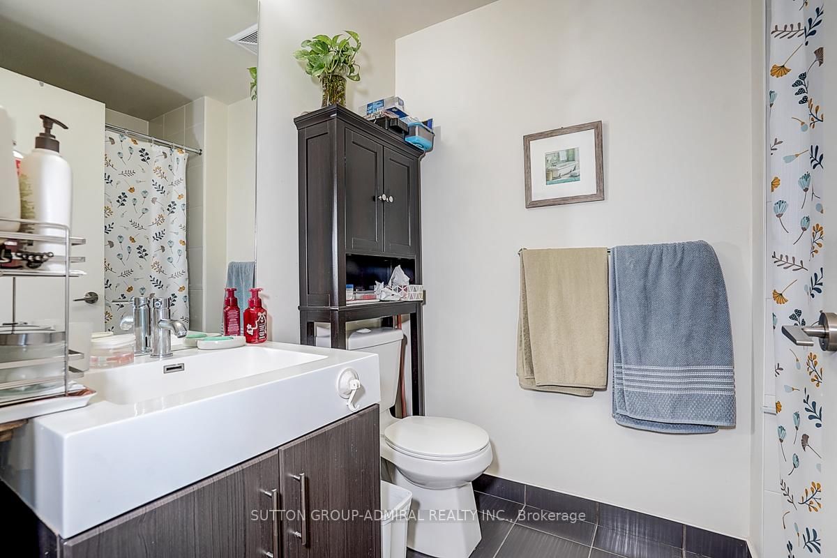 35 Brian Peck Crescent • #1413 • Toronto, ON photo 19