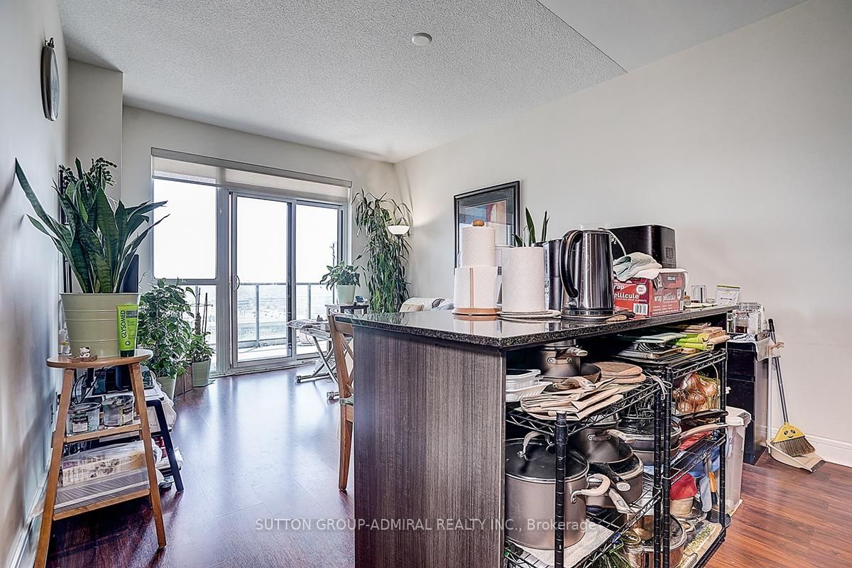 35 Brian Peck Crescent, Unit 1413 - Photo 4