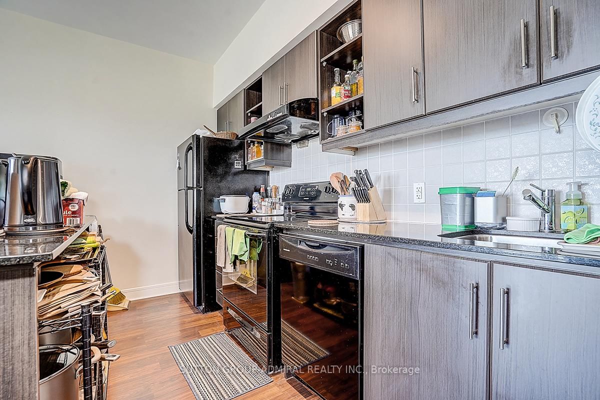35 Brian Peck Crescent, Unit 1413 - Photo 9