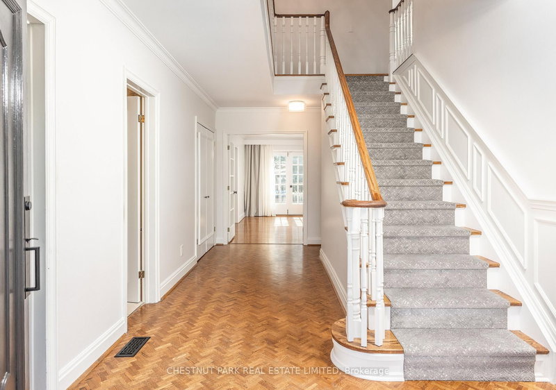 48 Daneswood Rd, Toronto, M4N 3J9 | Image 2