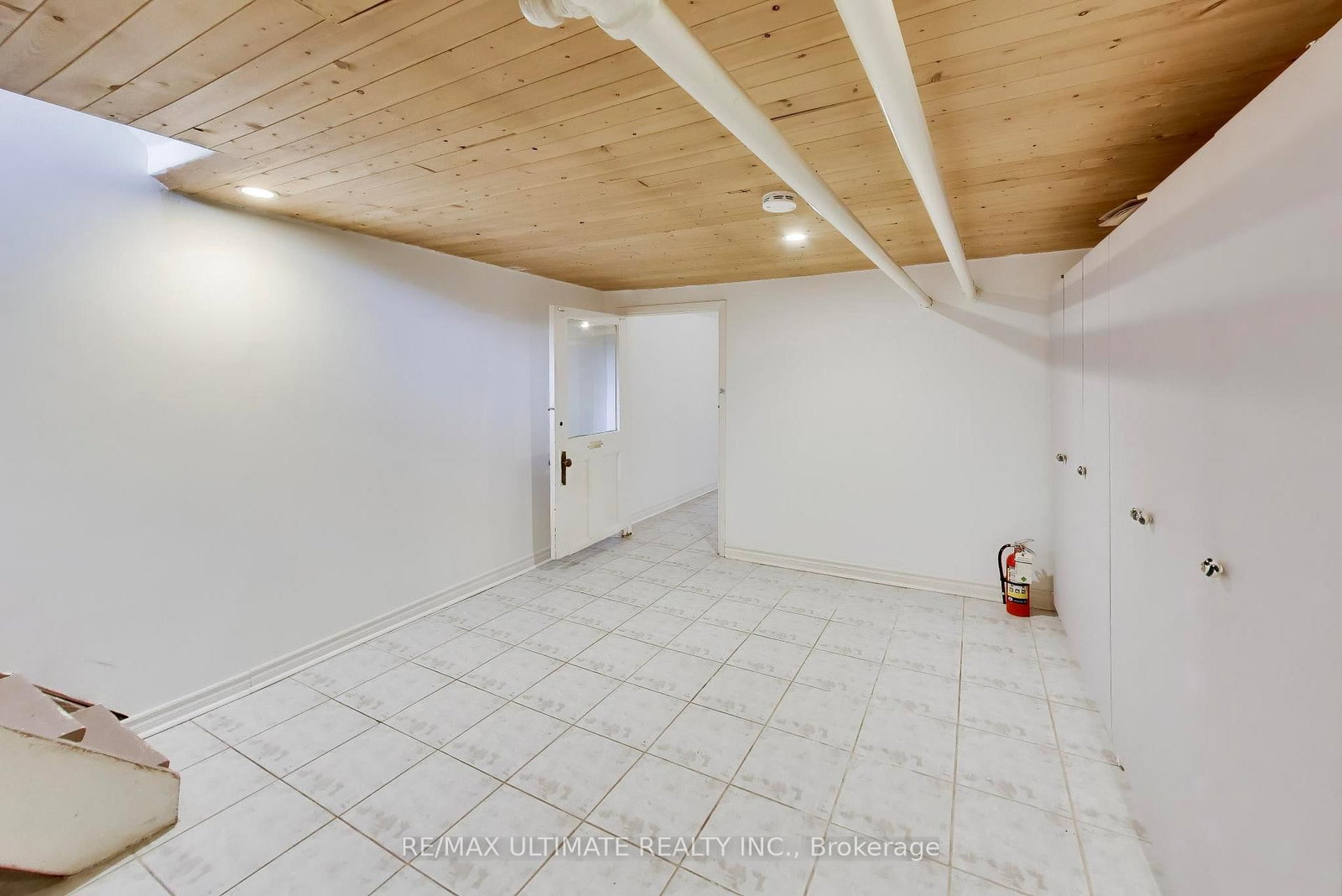 35 Manning Avenue - Photo 14