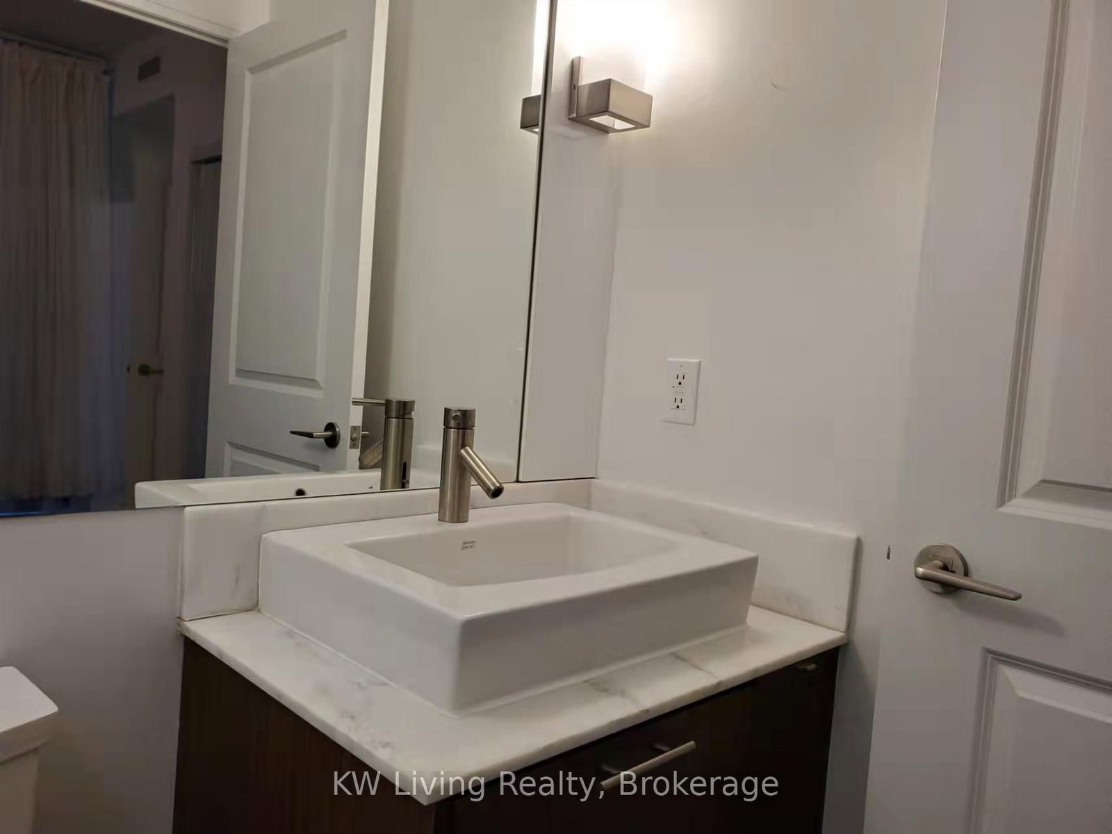 8 Mercer Street, Unit 905 - Photo 15