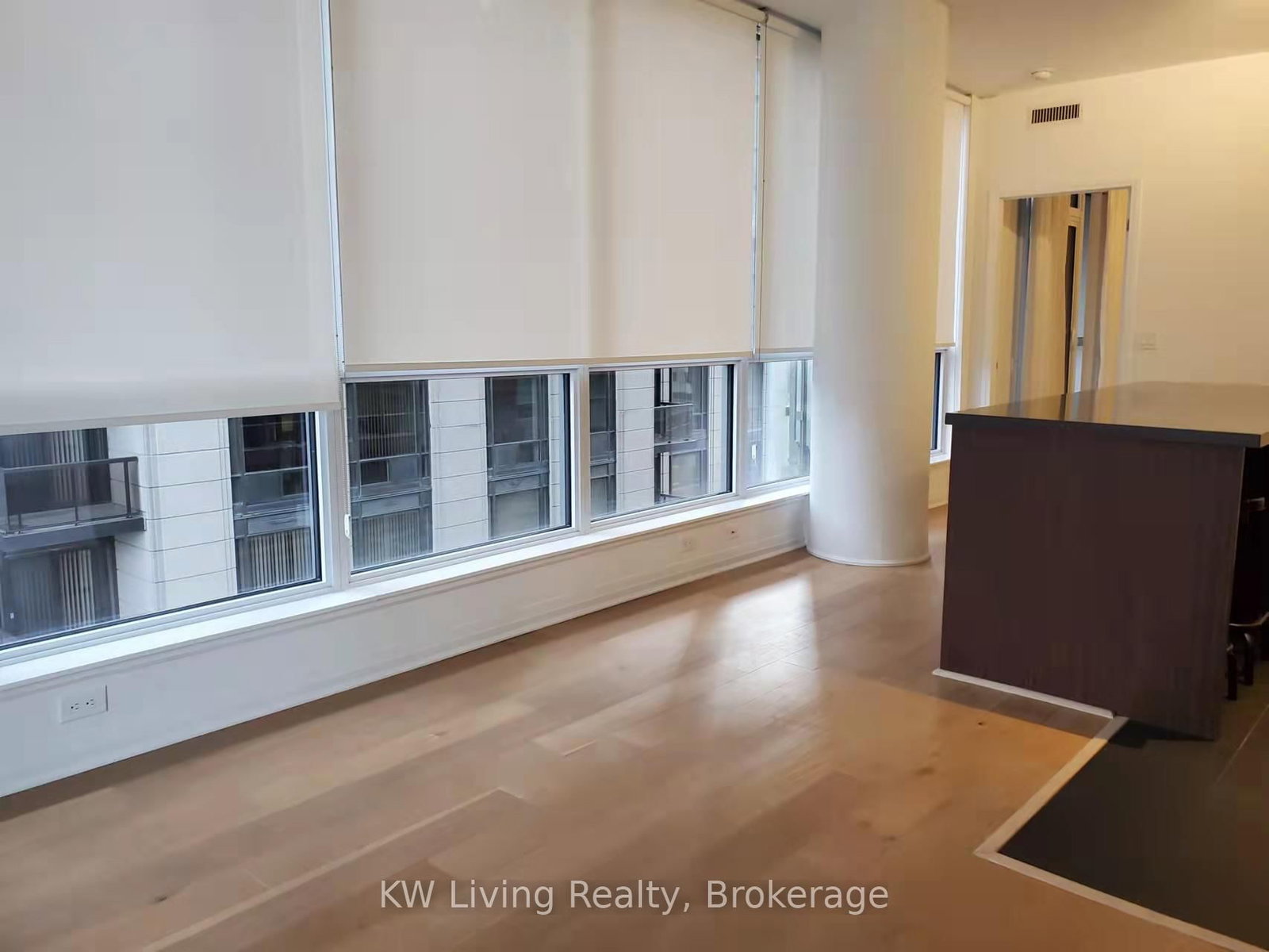 8 Mercer Street, Unit 905 - Photo 4