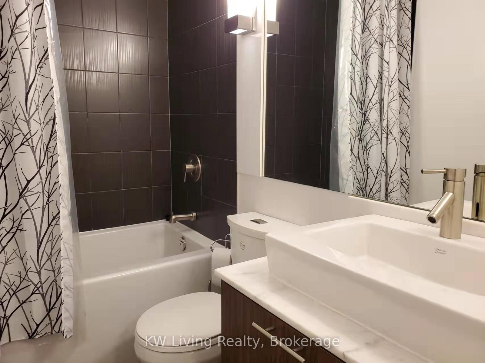 8 Mercer Street, Unit 905 - Photo 8