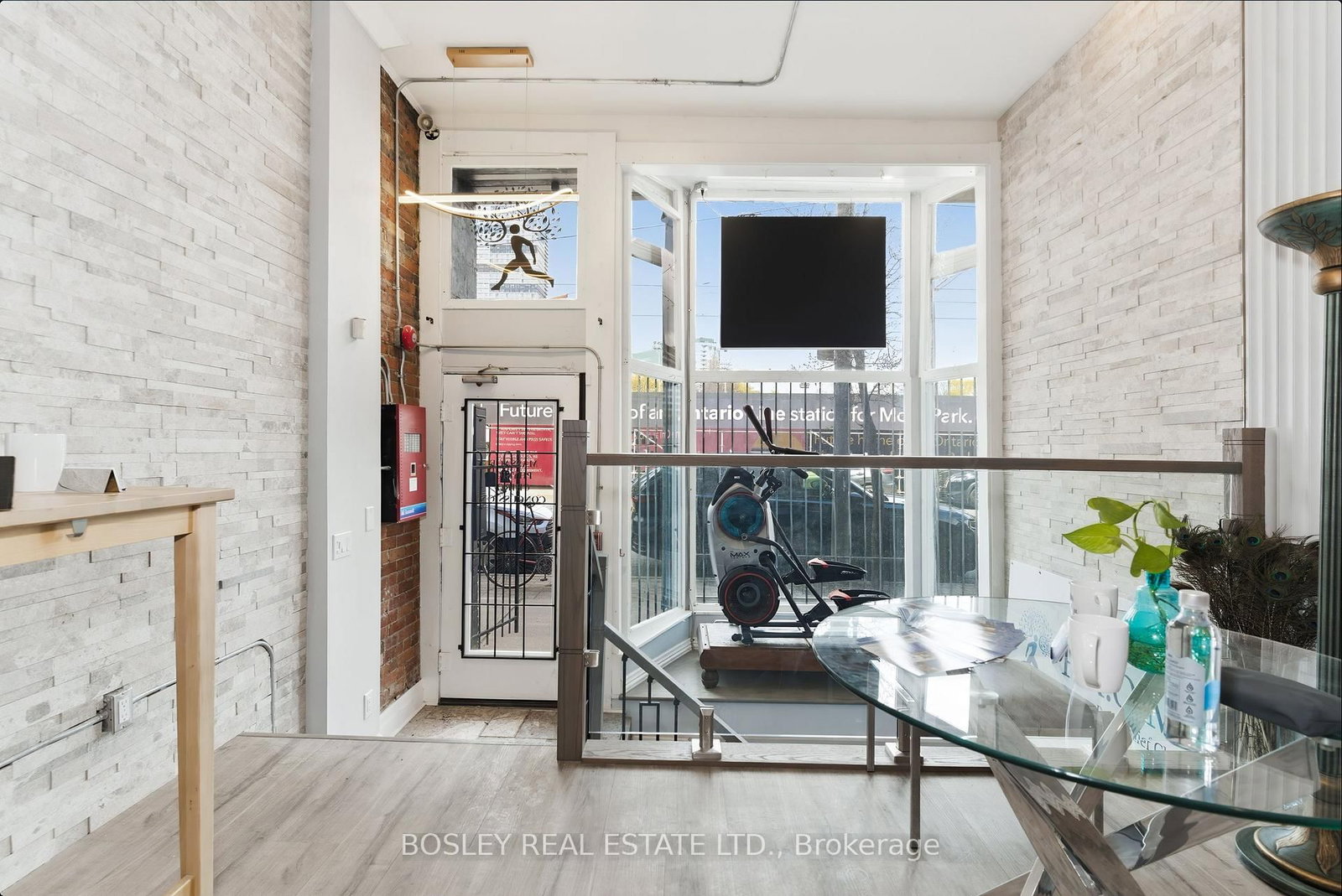 179 Queen Street E - Photo 8