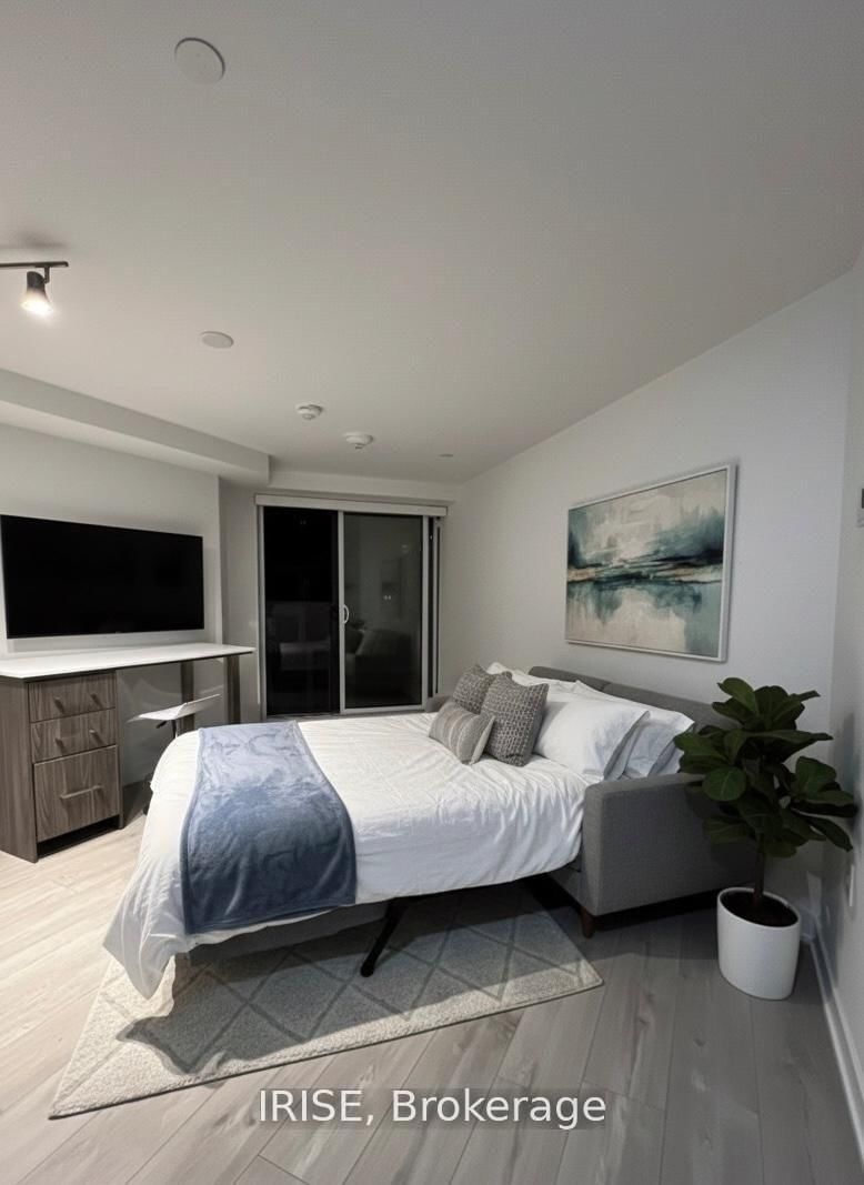 576 Front Street W, Unit 813e - Photo 6