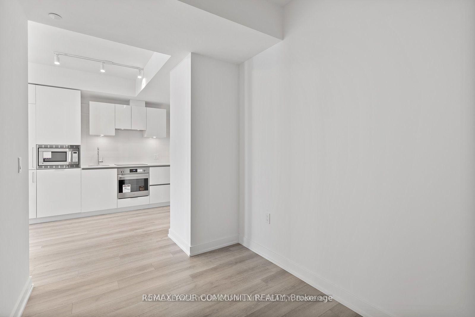 238 Simcoe Street, Unit 2001 - Photo 10