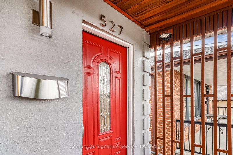 527 Westmount Ave, Toronto, M6E 3N6 | Image 3
