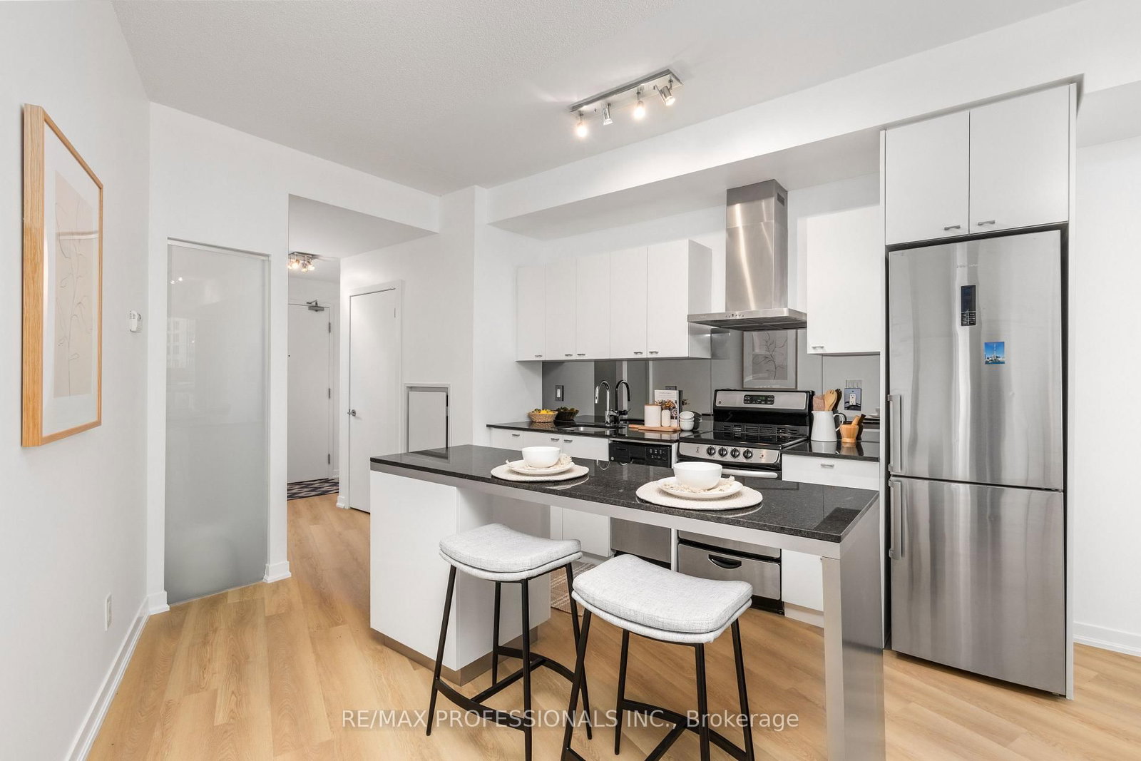 51 East Liberty Street, Unit 607 - Photo 5