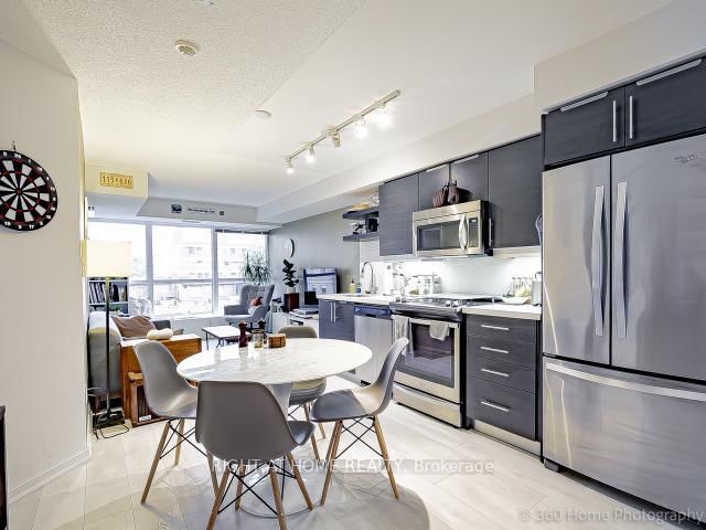 400 Adelaide Street E, Unit 517 - Photo 12