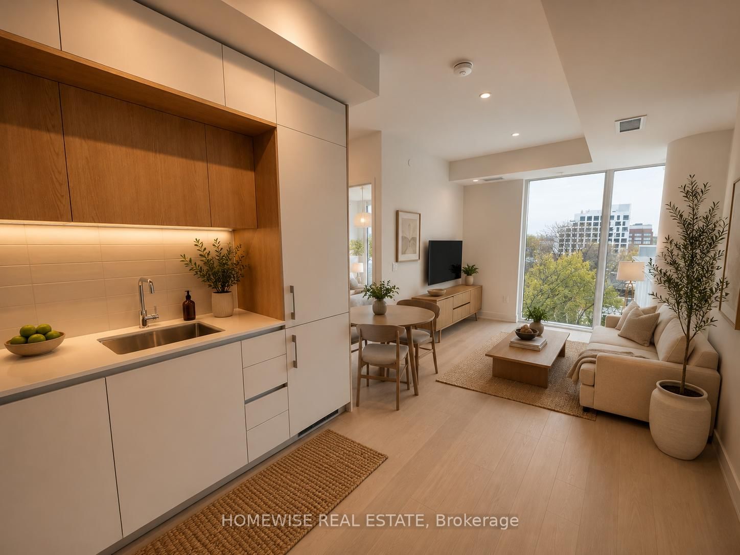 322 Dupont Street, Unit 607
