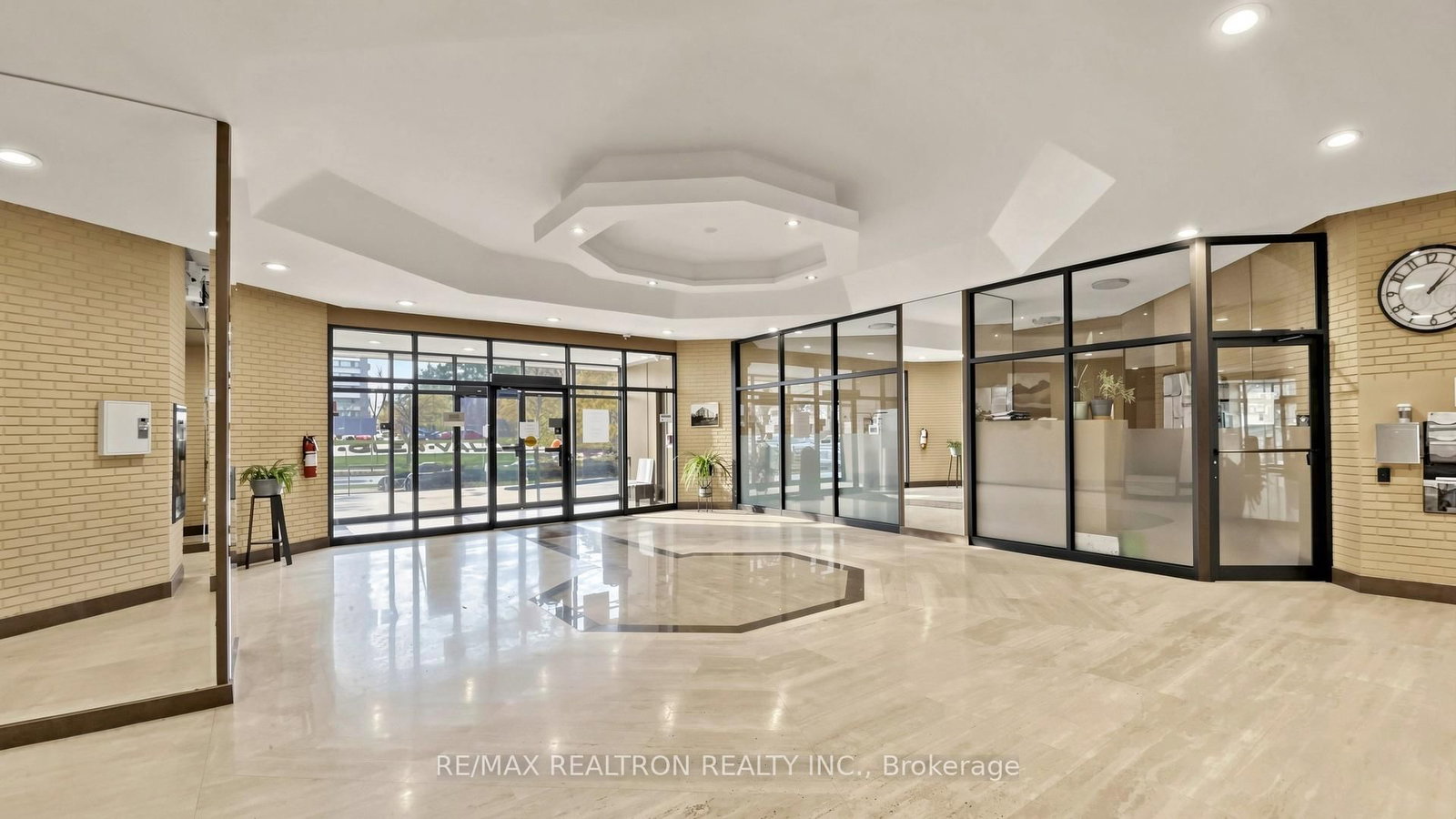 10 Gateway Boulevard, Unit 616 - Photo 8