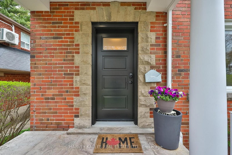 41 Romney Rd, Toronto, M3H 1H4 | Image 2