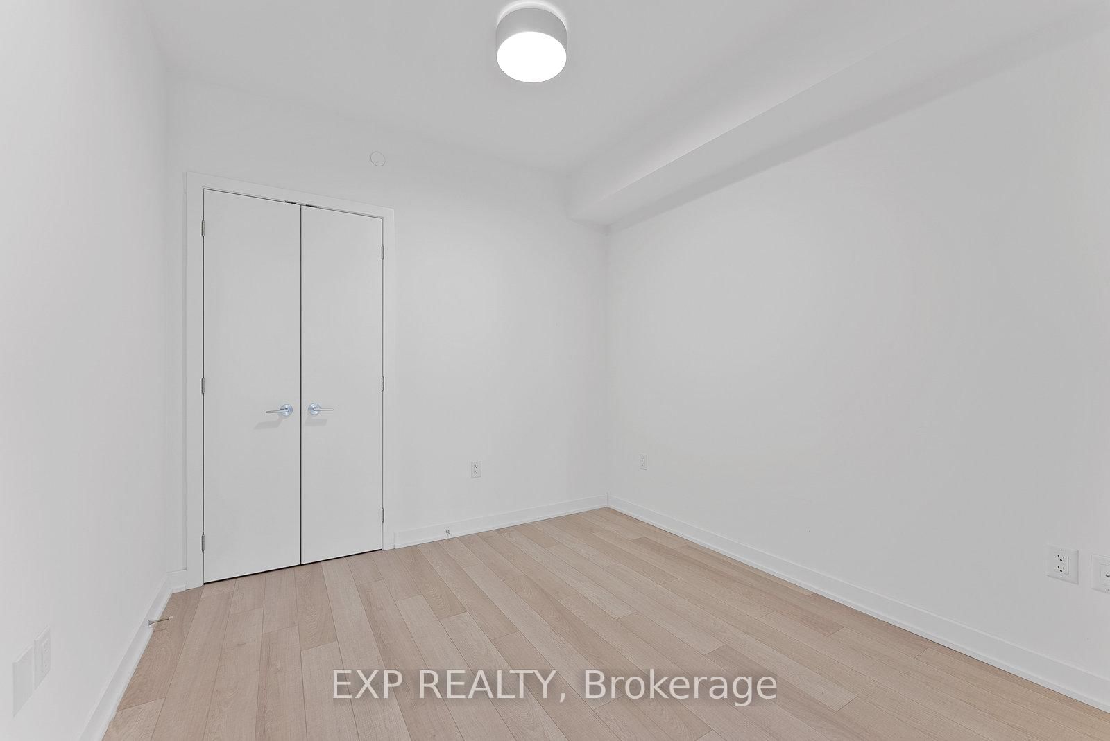 357 King Street W, Unit 706 - Photo 12