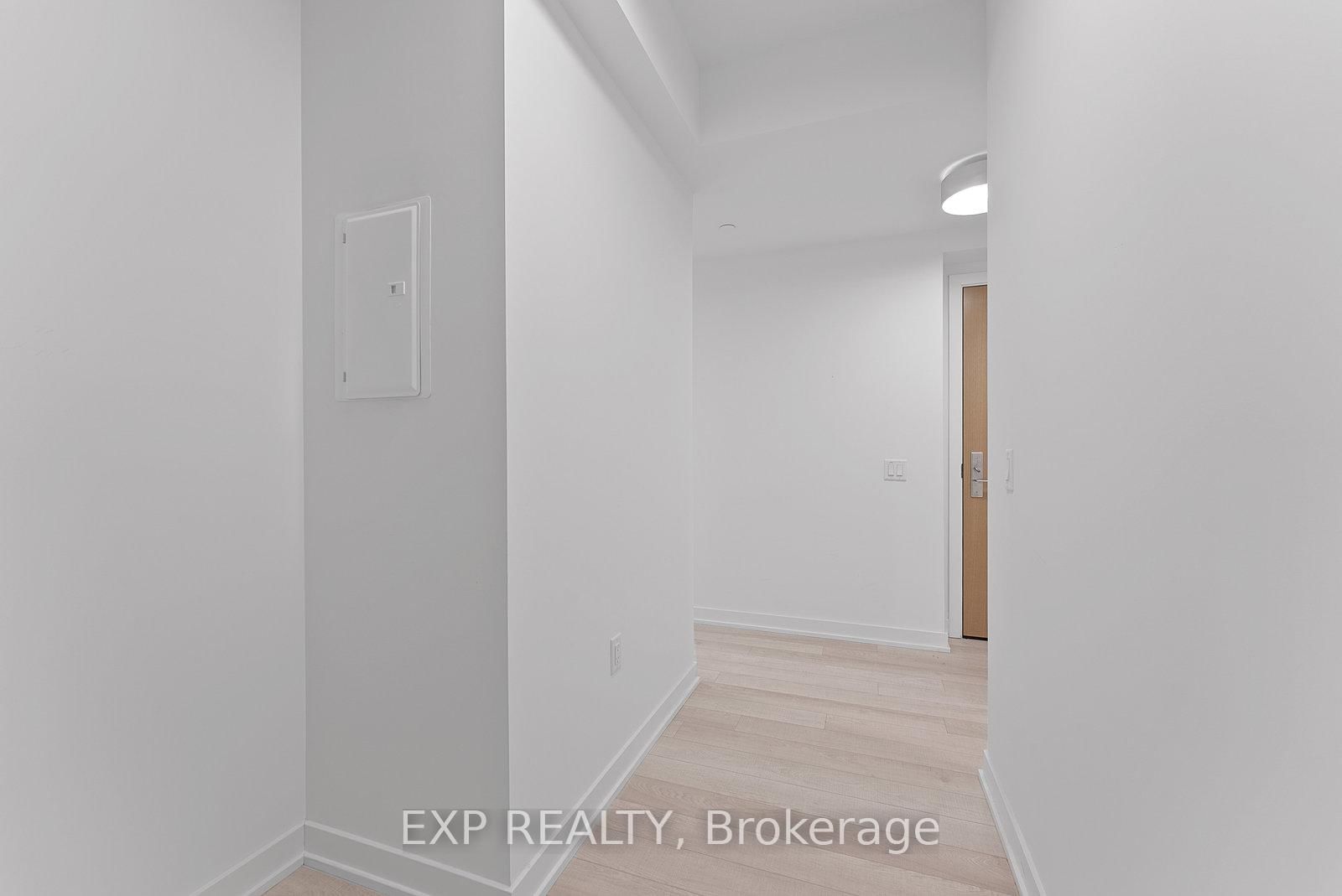 357 King Street W, Unit 706 - Photo 17